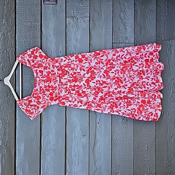 Floral Dress - Picture 2 of 7